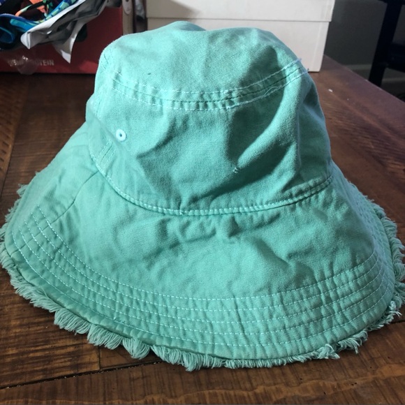 NWT Aerie Raw Edge Bucket Hat in Green / Upcycled - Picture 2 of 8